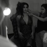 Janhvi Kapoor Instagram - it takes an army 💅🏻🤷🏻‍♀️ and I have the best hehe 💕