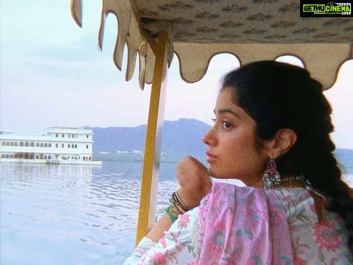 Janhvi Kapoor Instagram - Still feels like yesterday 💕 Udaipur - The City of Lakes