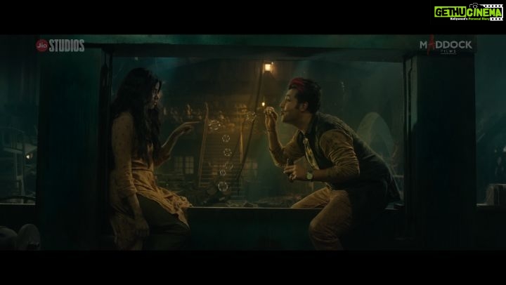 Janhvi Kapoor Instagram - A ‘spook-tacular’ love triangle hitting theatres in just 2 days! 😍 #Roohi in theatres this #Thursday, 11th March, 2021. Book your tickets in advance. Link in the bio. @rajkummar_rao @fukravarun #DineshVijan @mriglamba @serialclicker811 @gautam.m1 @soulfulsachin @jigarsaraiyaofficial @sachinjigar @amitabhbhattacharyaofficial @Amalendu_dop @maddockfilms @officialjiostudios @officialjiocinema @sonymusicindia