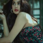 Janhvi Kapoor Instagram – #Roohi day 5 🍒
In theatres 11th March!!!