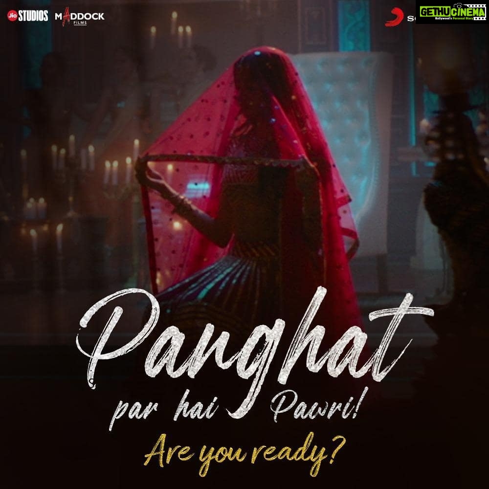 Janhvi Kapoor Instagram - Stay tuned for #Panghat!✨ Song out soon. #Roohi in cinemas 11th March, 2021. @rajkummar_rao @fukravarun #DineshVijan @mriglamba @serialclicker811 @gautam.m1 @aseeskaurmusic #DivyaKumar @mellowmellow @soulfulsachin @jigarsaraiyaofficial @amitabhbhattacharyaofficial @Amalendu_dop @maddockfilms @officialjiostudios @officialjiocinema @sonymusicindia