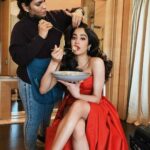 Janhvi Kapoor Instagram - Before and after 🙃