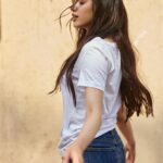 Janhvi Kapoor Instagram - Back to basics 👖 🤟🏼