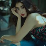 Janhvi Kapoor Instagram – #Roohi day 5 🍒 

In theatres 11th March!!!