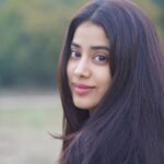 Janhvi Kapoor Instagram – This Women’s Day let’s accept and celebrate all definitions of what makes us beautiful with @nykaabeauty @mynykaa’s #IMMyBeautiful and navigate through our relationship with beauty to celebrate all our  imperfections that make us perfect and beautiful! There’s no wrong or right when it comes to your self image, the only thing that matters is to love yourself and do what makes you feel confident 💕
Happy Women’s Day to all♥️