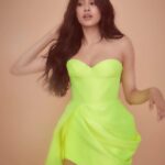 Janhvi Kapoor Instagram - Roohi promotions day 1 🧚🏻🐠🍏💚
