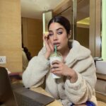 Janhvi Kapoor Instagram – Work from home they said. It’ll be fun they said. 🥶