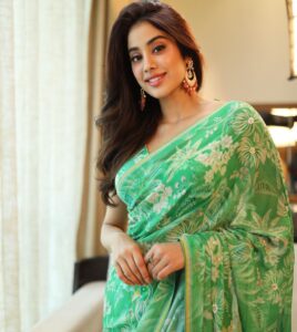 Janhvi Kapoor Instagram - 🐛
