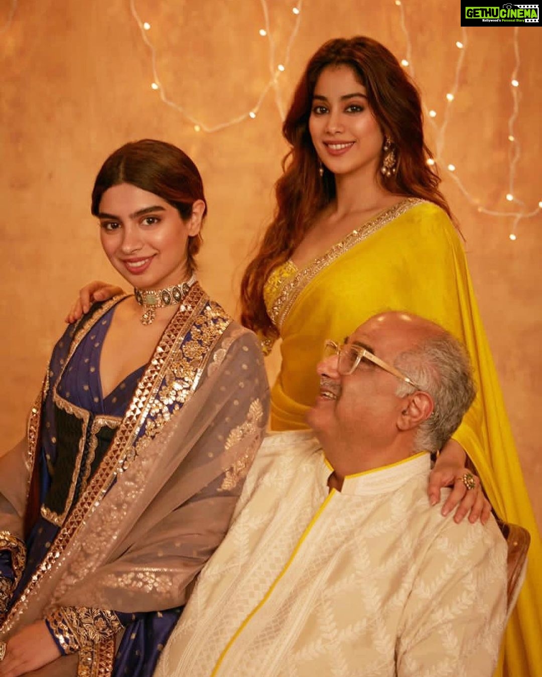 Janhvi Kapoor Instagram - Sorry for spamming 🙃