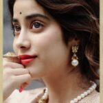 Janhvi Kapoor Instagram – Pretended to live in the 1950s for a day and enjoyyyyyed