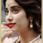 Janhvi Kapoor Instagram – Pretended to live in the 1950s for a day and enjoyyyyyed