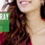 Janhvi Kapoor Instagram - Watch this tutorial video for a fun fact about how to apply the perfume correctly. Thanks @Benetton_Perfumes for your last creation #UnitedDreamsTogether and for having me in your team!