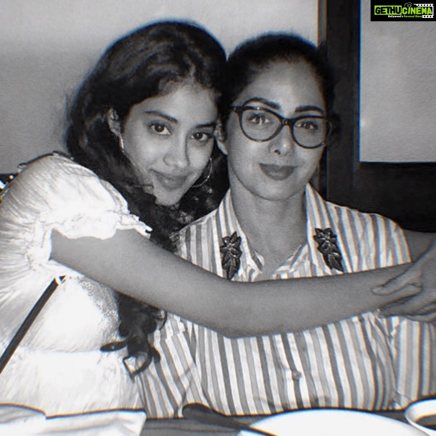 Janhvi Kapoor Instagram - I love you mumma