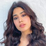 Janhvi Kapoor Instagram - 🧸