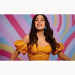 Janhvi Kapoor Instagram - IT'S Nykaa's #SummerSuperSaverDays 🌞 Get ready to stock up on your summer essentials and add all your favourites to your Pink Box on the Nykaa app💖 sale starts on 3rd May at 4pm #Nykaa #NykaaSummerSuperSaverDays #LoveItStockIt #NSSSD