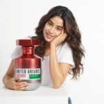 Janhvi Kapoor Instagram - Dream it, then go for it! 😊 What do you dream about? @benetton_perfumes #UnitedDreamsTogether