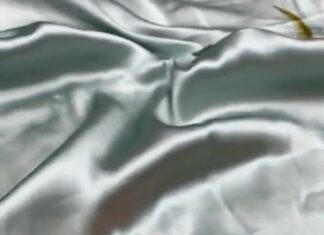 Joy Crizildaa Instagram - Soft Japan satin saree ✨ To place an order Kindly DM ! ❤️ Disclaimer : color may appear slightly different due to photography No exchange or return Unpacking video must for any sort of damage complaints Threads here and there, missing threads,colour smudges are not considered as damage as they are the result in hand woven sarees. #joycrizildaa #joycrizildaasarees #handloom #onlineshopping #traditionalsaree #sareelove #sareefashion #chennaisaree #indianwear #sari #fancysarees #iwearhandloom #sareelovers #sareecollections #sareeindia