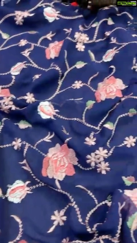 Joy Crizildaa Instagram - To place an order Kindly DM ! ❤️ Disclaimer : color may appear slightly different due to photography No exchange or return Unpacking video must for any sort of damage complaints Threads here and there, missing threads,colour smudges are not considered as damage as they are the result in hand woven sarees. #joycrizildaa #joycrizildaasarees #handloom #onlineshopping #traditionalsaree #sareelove #sareefashion #chennaisaree #indianwear #sari #fancysarees #iwearhandloom #sareelovers #sareecollections #sareeindia