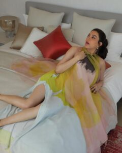 Kajal Aggarwal Instagram - 💚💛 @fourseasonsresidencesmumbai
@aishwaryaa.nayak
 @ritikasachdevaa
 @saumyathakur 
@thatclichechic
 @xrishikax
@piyupalkar
@khan_do_makeup @payalkhandwala
@misho_designs
@louboutinworld