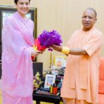 Kangana Ranaut Instagram – Today I had the great fortune of meeting Maharaj @myogi_adityanath ji after his tremendous victory in recent elections… 
It was a wonderful evening Maharaj ji’s compassion, concerns and deep sense of involvement never ceases to amaze me ..
I feel humbled honoured and inspired… 🙏