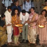Kangana Ranaut Instagram - Har har Mahadev …. Kashi Vishvanath ji ke darshan aur Ganga ji ki aarti with team Dhaakad… releasing on 20th May …