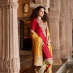 Kangana Ranaut Instagram - In Kashi today… for Dhaakad title track launch… I love this place …
