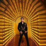 Karan Johar Instagram - Started season 7 of #koffeewithkaran … it’s been 18 years since I first started this show … I can’t believe I have been Brewing this Kuppa for so long ! Thank you for all the love! Watch this space for details! Only on @disneyplushotstar styled by @ekalakhani in @gauravguptaofficial managed by @len5bm hair @rajeev_gogoi make up @paresh_kalgutkar 📸 @maajidkhan88