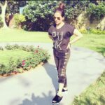 Kashish Singh Instagram - There is peace in not knowing everything……. #peaceofmind #peaceandlove #knowingyourself #bellavitakashish 🧚🏻‍♀️🧚🏻‍♀️ Mumbai, Maharashtra