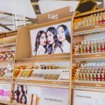 Katrina Kaif Instagram – So excited to announce 📣 
Kay Beauty has now expanded to 100+ general trade stores and leading modern trade stores in India & we are now delivering to 1600+ cities & available in over 90 Nykaa stores pan India 🛍 🥳

When we started this journey – making Kay Beauty accessible to everyone was a huge priority. This expansion in distribution will further deepen engagement as more consumers see and feel the magic of our products, you can now spot Kay Beauty at Lifestyle stores, Pretty Cosmo, Beauty Centres etc 💁🏻‍♀️

Crossing this milestone fills my heart with gratitude as Kay Beauty makes its journey across beauty doors in India 💖

#ItsKayToBeYou now at home, and in stores 😉
#KayBeauty #KayByKatrina 💄