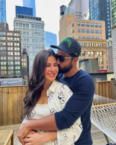 Katrina Kaif Instagram - New York Wala Birthday 🥳 
My ❤️
Simply put ………………
YOU MAKE EVERYTHING BETTER 💕