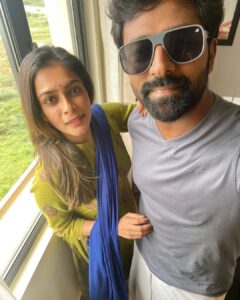 Keerthi shanthanu Instagram - Idhu Namma Aalu 😉 @shanthnu #trip #temple