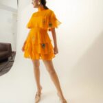 Keerthy Suresh Instagram – Flower Power 🧡

#SVPPromotions 

@studioplumarii 
@archamehta 
@ruchi.munoth 
@tejisinghofficial
@niyati_kothari 
@__suru
@rishi_dasari
