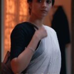 Keerthy Suresh Instagram – Presenting you a glimpse of ‘Yaathonnum Parayathe’ from #Vaashi ♥️

#OneofMyFavourites 

> Link in Bio 

@tovinothomas @vishnuraghav  @revathysureshofficial @revathy_kalamandirr 
@kailasmenon2000 @vinayaksasikumar @sitharakrishnakumar
@abhijithanilkumar @thinkmusicofficial
@nitin_mick @dcunha.neil 
@anu.mohan.k @divigeorge @anaghaa_narayanan_ @rohith_ks @urvasitheatres