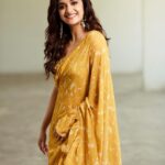 Keerthy Suresh Instagram – Shades of summer 🤍💛🧡

@arpita__mehta 
@arpitamehtaofficial
@sheetalzaveribyvithaldas
@archamehta
@ruchi.munoth
@makeupbyurmikaur
@tejisinghofficial
@venurasuri