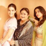 Kriti Sanon Instagram - My girllssss!! 💖💖