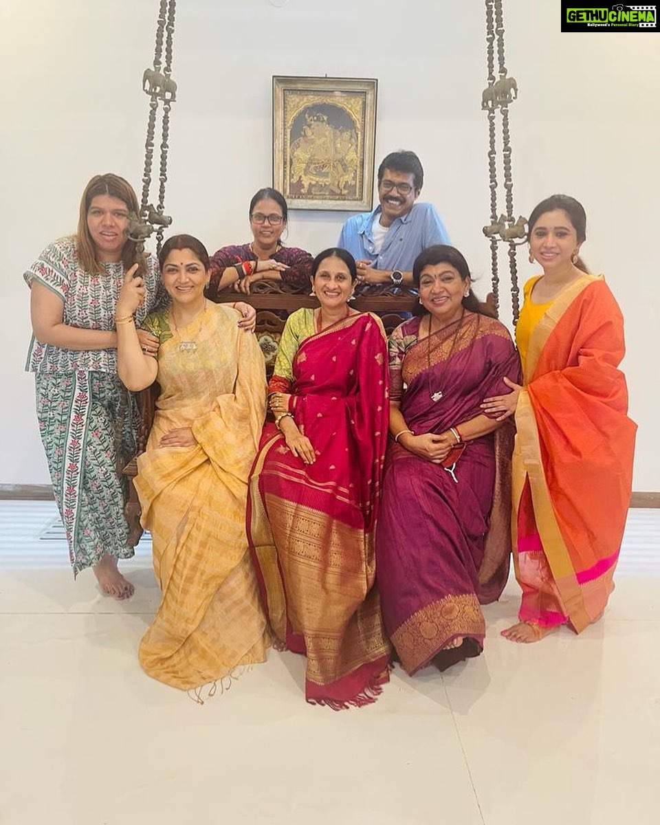 Kushboo Instagram - My circle of strength. My world of happiness. My go-to gang. My grounding force. My ego shattering bunch. My mirror of truth. My besties. @brinda_gopal @sujataavijaykumar @arunachalamsubramaniam @anuparthasarathy @aarti.ravi @anushavijaykumar Love you besties. 💖💖❤️❤️❤️