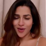 Leesha Instagram - Reel after a quick power nap 😌 😴 The climate though 😌💋😍😚#chennairain #freezthemoment #Love #leesha #sleepyhead #Reel #happyme #fyp #instagood #reelkarofeelkaro #reelitfeelit #reelsinstagram