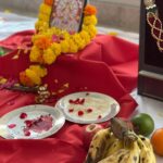 Lisa Ray Instagram - ‘Wholeness does not mean perfection. It means accepting brokenness as part of life.’ - Parker Palmer Images: @avnidoshi