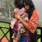 M.M. Manasi Instagram - Beating the Monday Blues like….🏔 #TheHusband #Swara #ourdaughter #travelwithtoddler #toddler #reels #reelit #reelitfeelit #vacay #vacaymode #beattheheat #vacation #trendingreels #trendingsongs #pasoori #family #mine #mondayblues #mondaymotivation #kodaikanal #kodaikanaldiaries Kodaikanal