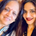 Madhoo Instagram - #happymothersday BEST THING IN TGE WHOLE WIDE WORLD IS MOTHERS AND BEING ONE … my greatest blessings and my life @kuntishah @ameyaashah @keiashahh @bootheshihtzu11 💜💜💜💜💜💜💜💜