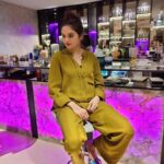 Madhoo Instagram - #throne #purplerain #happyplace 💜💜💜💜💜💜 #happyweekend
