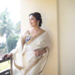 Madhuri Dixit Instagram – Simplicity and elegance.. is a white Saree 🤍

#Saree #SareeLove #White #Friday #FridayFeels