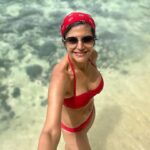 Mandira Bedi Instagram - #thankyou for the sunshine, the sea, the sand and the brilliant 4 days. ❤️❣️It made my week, it made my month! @adimots @zoejaneblues