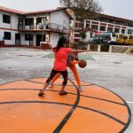 Manisha Koirala Instagram - I was declared #cancerfree on 2013 on 30th April ( today ) celebrating with #friendslikefamily with game of #basketball and nice coffee!! #cancersurvivor #healed