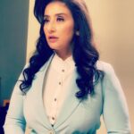 Manisha Koirala Instagram - Love my world !! H&M- @makeupbysumanlama Style- @uzu