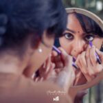 Manju Warrier Instagram - It's in the eyes. Always the eyes. 😊 📸 @vineeth_mohan_2255