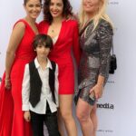 Meera Chopra Instagram - Making new friends and synergising is it!! @linadhingra #tahirashraf @gina_defranco #cannes2022 #frenchreviera