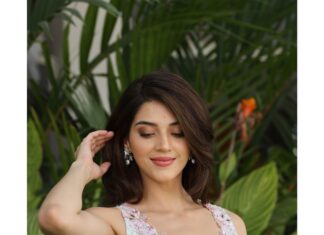 Mehrene Kaur Pirzada Instagram - 💗 @sawangandhiofficial 💥