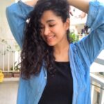 Misha Ghoshal Instagram - Sometimes the reason behind the fresh face of yours is just a good sleep nd not facial 😉 #goodsleep #nomakeup #wellrested #peace #smile😊