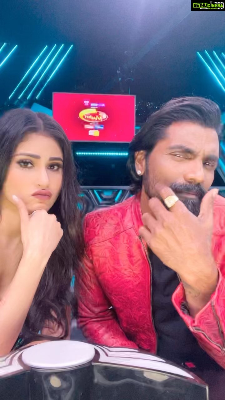 Mouni Roy Instagram - Kya baat hai Remo Sir …. 😎😬 @remodsouza